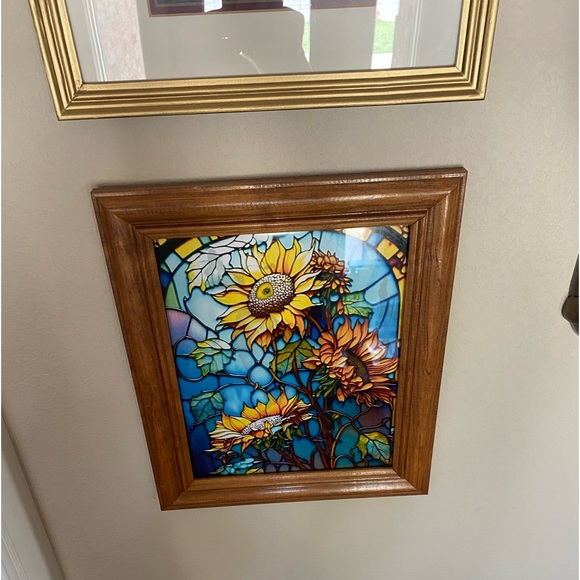 So beautiful. Large print! Fancied glass and sunflowers 🌻 - Picture 4 of 5